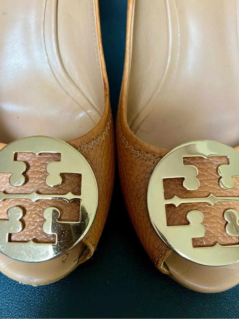 TORY BURCH Sally Peep Toe Camel Brown Leather Wedge & Gold Signature Medallion